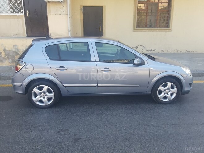 Opel Astra 2008, 168,000 km - 1.4 л - Bakı