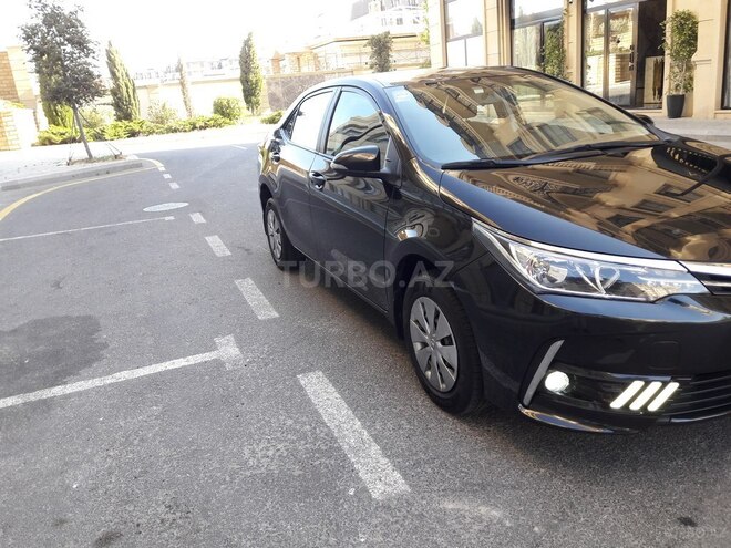 Toyota Corolla 2017, 68,000 km - 1.6 l - Bakı