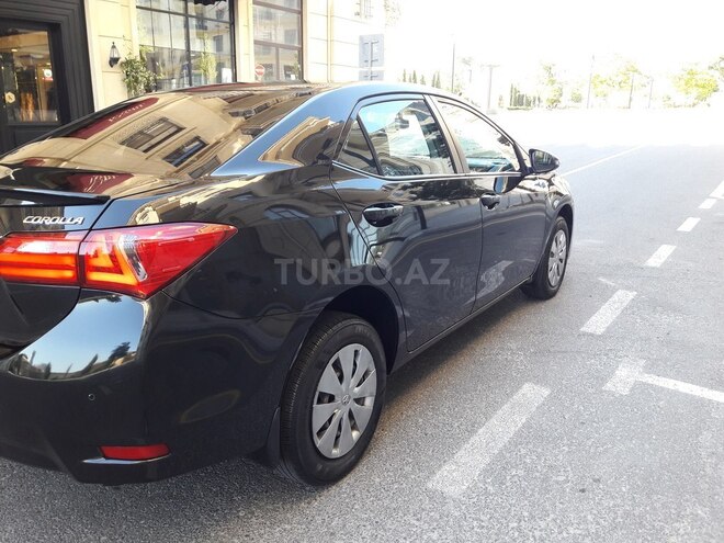 Toyota Corolla 2017, 68,000 km - 1.6 l - Bakı