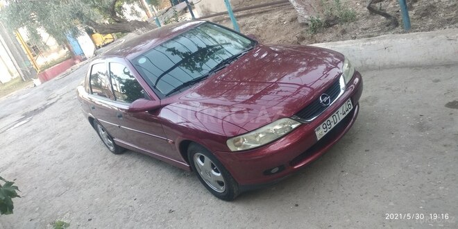 Opel Vectra 1999, 230,000 km - 1.6 l - Bakı
