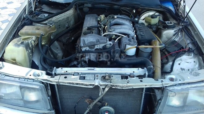 Mercedes 190 1990, 354,000 km - 2.0 л - Bərdə