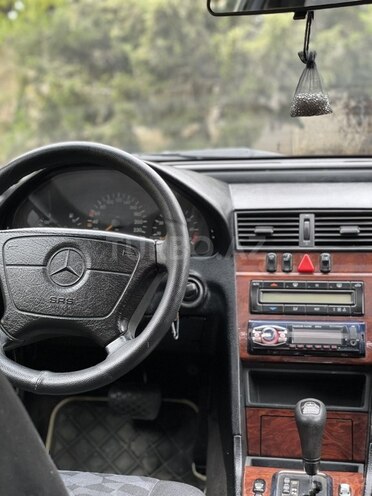 Mercedes C 200 1998, 215,000 km - 2.0 l - Bakı