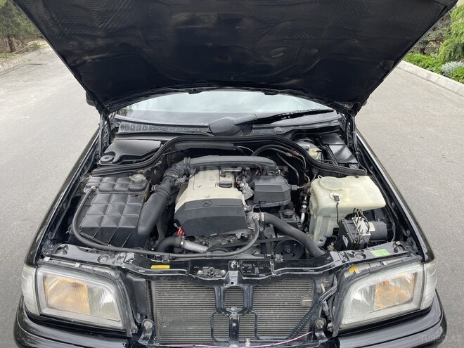 Mercedes C 200 1998, 215,000 km - 2.0 l - Bakı