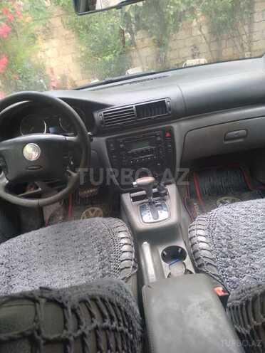 Volkswagen Passat 2003, 250,000 km - 1.8 л - Bakı