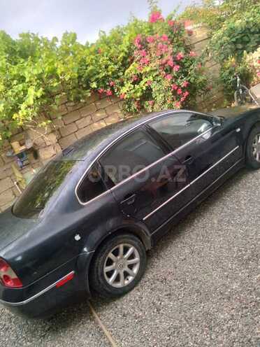 Volkswagen Passat 2003, 250,000 km - 1.8 л - Bakı