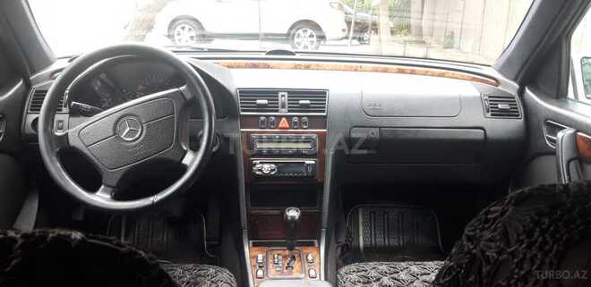 Mercedes C 220 1999, 328,552 km - 2.2 л - Bakı