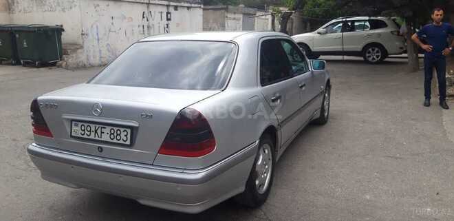 Mercedes C 220 1999, 328,552 km - 2.2 л - Bakı