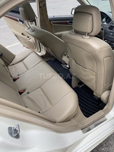 Mercedes C 300 2010, 273,000 km - 3.0 l - Bakı