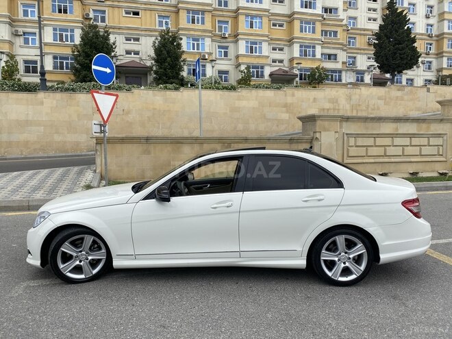 Mercedes C 300 2010, 273,000 km - 3.0 l - Bakı