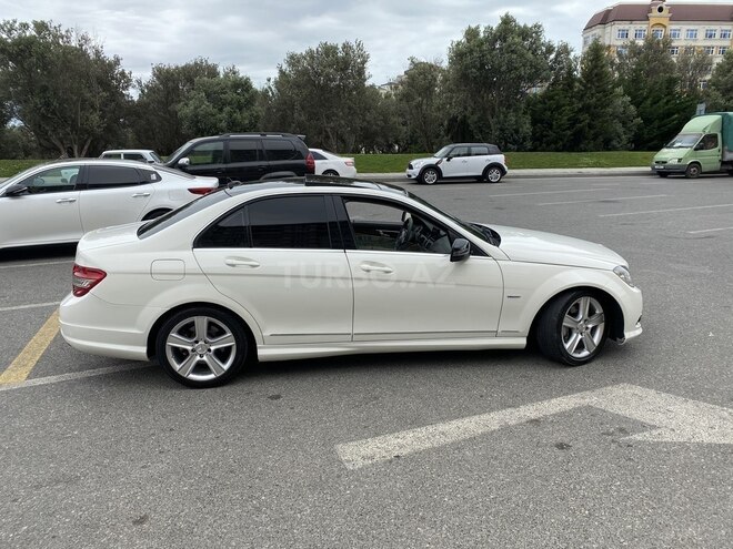 Mercedes C 300 2010, 273,000 km - 3.0 l - Bakı