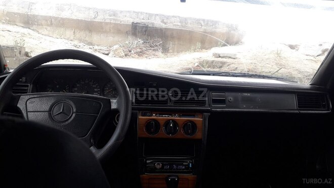 Mercedes 190 1992, 355,000 km - 2.0 l - Sumqayıt