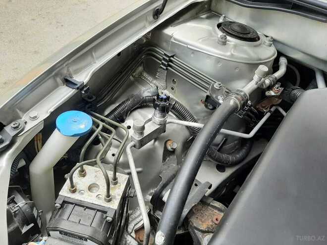 Toyota Corolla 2006, 205,000 km - 1.4 l - Bakı