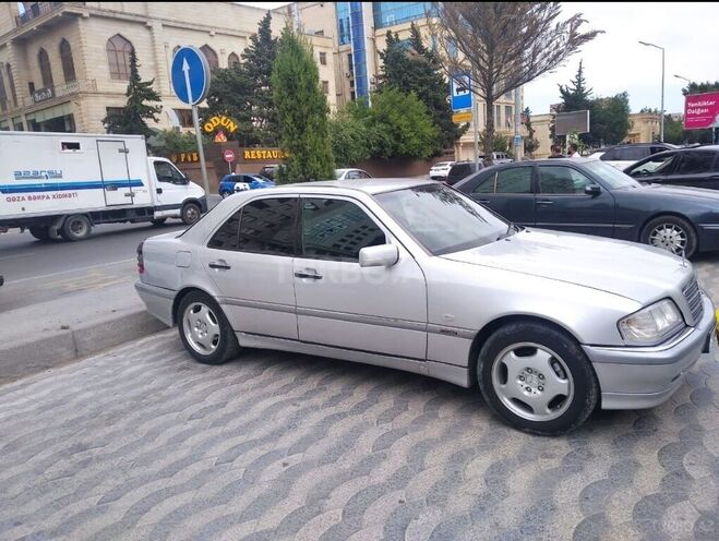 Mercedes C 180 1997, 420,000 km - 1.8 l - Bakı