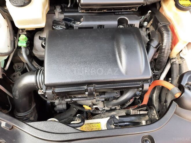 Toyota Prius 2005, 198,650 km - 1.5 л - Bakı