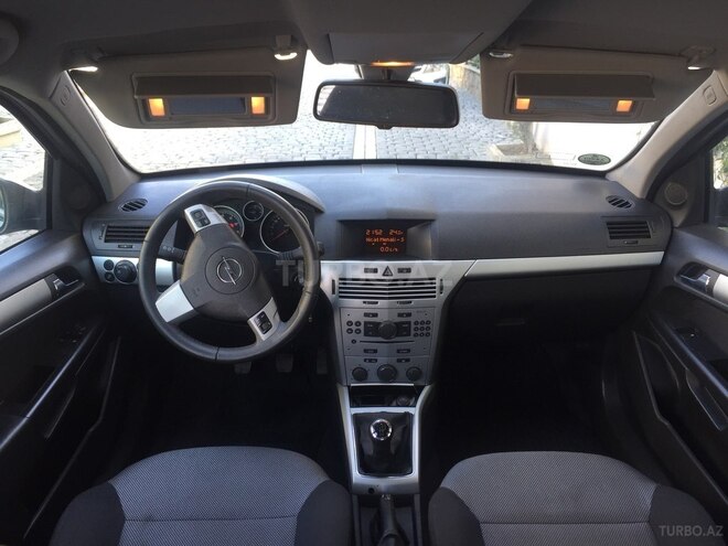 Opel Astra 2009, 172,000 km - 1.4 l - Bakı