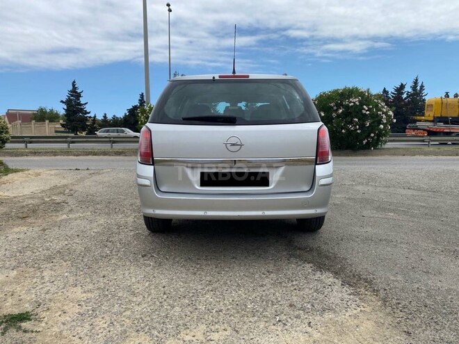 Opel Astra 2004, 204,000 km - 1.4 l - Bakı