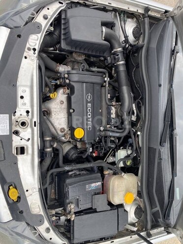 Opel Astra 2004, 204,000 km - 1.4 l - Bakı