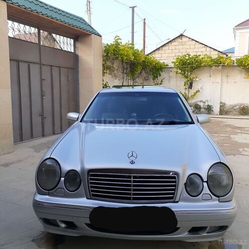 Mercedes E 220 1999, 427,000 km - 2.2 l - Bakı
