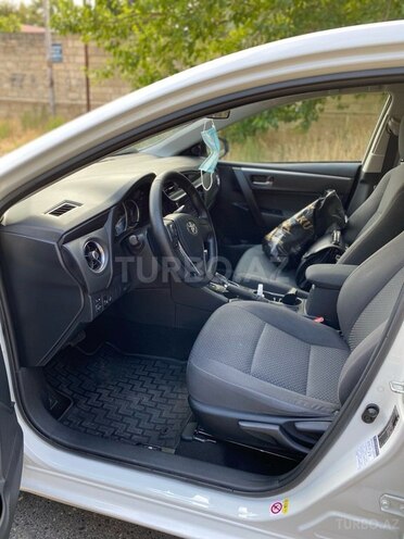 Toyota Corolla 2018, 107,000 km - 1.6 l - Bakı