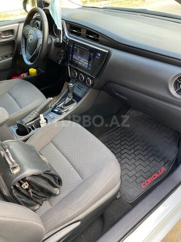 Toyota Corolla 2018, 107,000 km - 1.6 l - Bakı