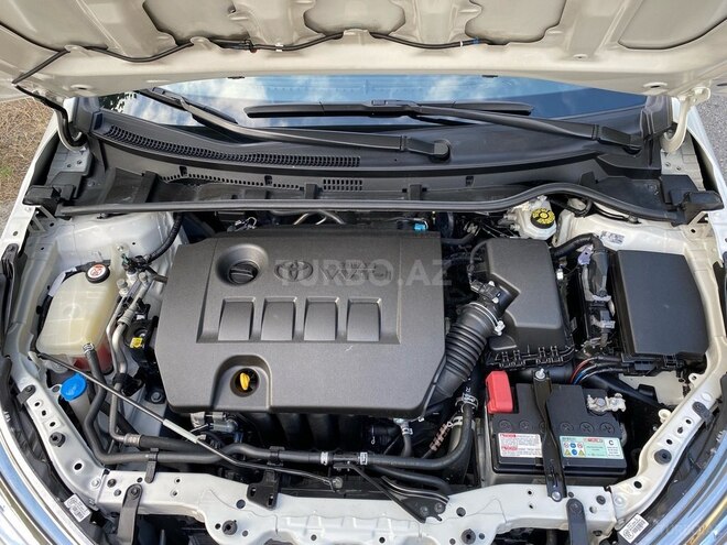 Toyota Corolla 2018, 107,000 km - 1.6 l - Bakı