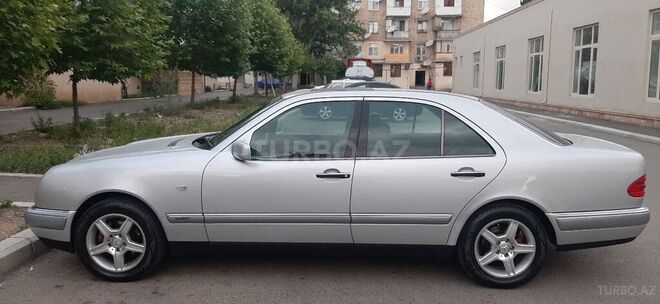 Mercedes E 230 1996, 343,000 km - 2.3 l - Gəncə