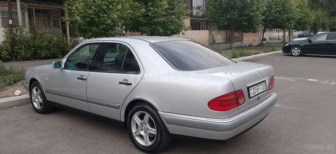 Mercedes E 230 1996, 343,000 km - 2.3 l - Gəncə