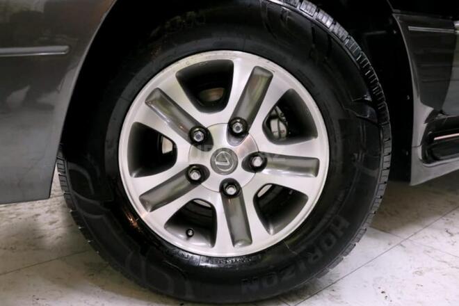 Lexus LX 470 2005, 305,000 km - 4.7 l - Bakı