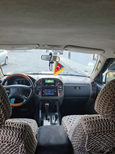 Mitsubishi Pajero 2007, 310,000 km - 3.2 l - Bakı