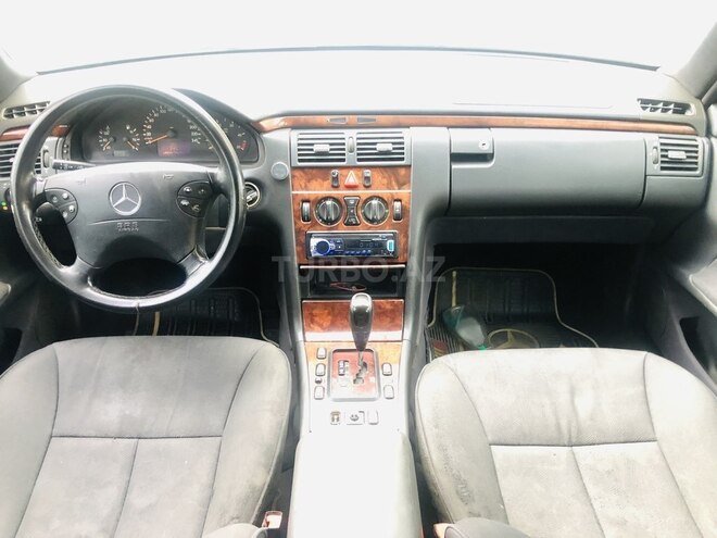 Mercedes E 220 2000, 365,213 km - 2.2 л - Gəncə