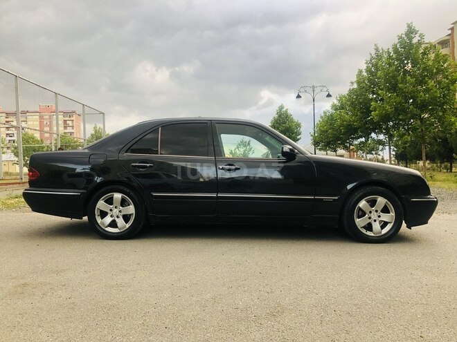 Mercedes E 220 2000, 365,213 km - 2.2 л - Gəncə
