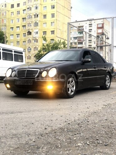Mercedes E 220 2000, 365,213 km - 2.2 л - Gəncə