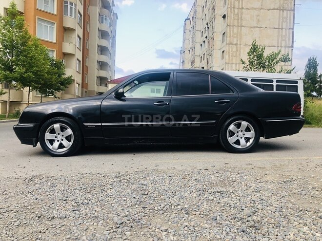 Mercedes E 220 2000, 365,213 km - 2.2 л - Gəncə