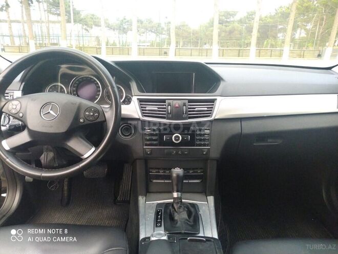 Mercedes E 220 2011, 238,000 km - 2.2 l - Sumqayıt
