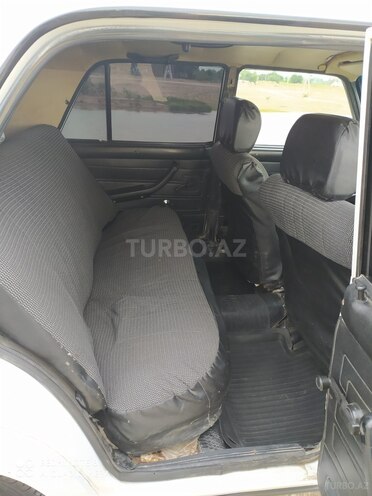 LADA (VAZ) 2105 2005, 127,000 km - 1.5 l - Yevlax