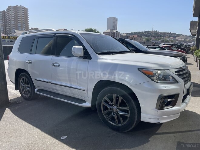 Lexus LX 570 2015, 123,000 km - 5.7 l - Bakı