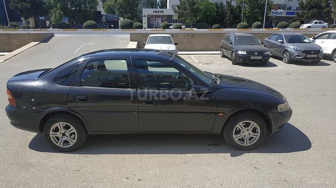Opel Vectra 1997, 14,000 km - 1.8 l - Sumqayıt