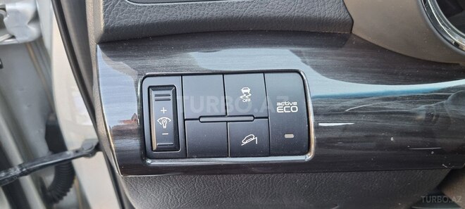 Kia Sorento 2011, 130,500 km - 2.0 l - Bakı