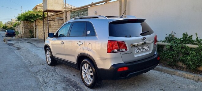 Kia Sorento 2011, 130,500 km - 2.0 l - Bakı
