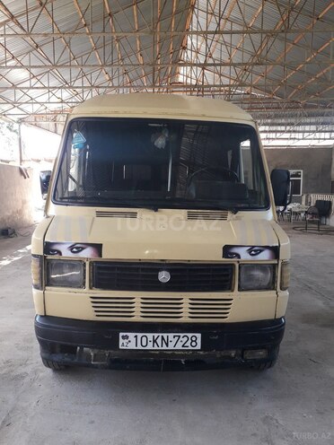 Mercedes 208 D 1989, 355,888 km - 2.0 л - Ağstafa