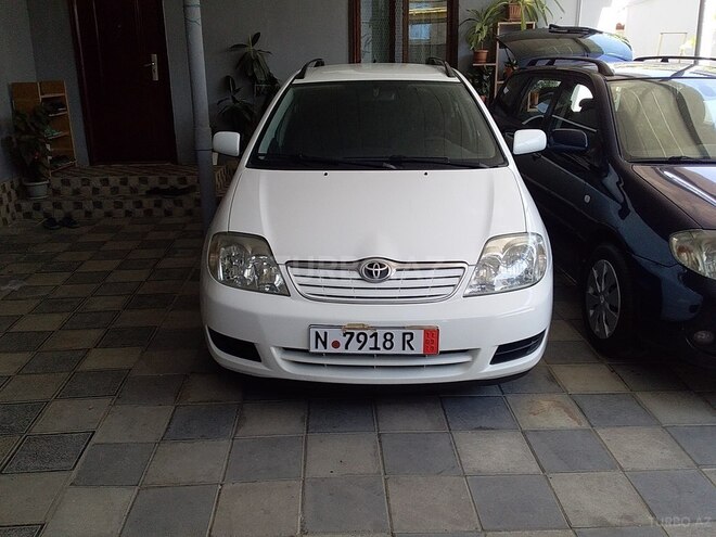 Toyota Corolla 2005, 196,235 km - 1.4 l - Bakı