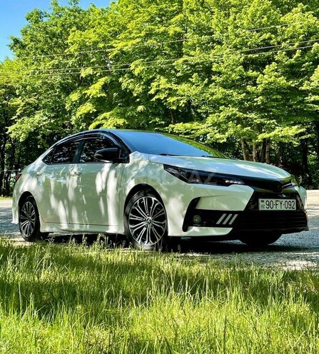 Toyota Corolla 2018, 116,000 km - 1.4 l - Bakı