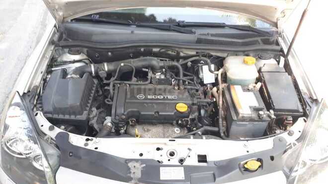 Opel Astra 2004, 250,000 km - 1.4 l - Bakı