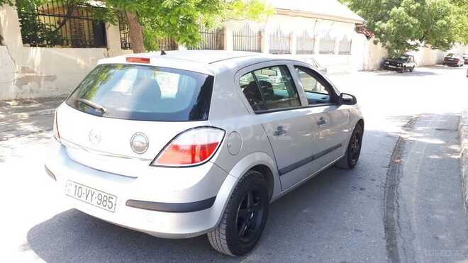 Opel Astra 2004, 250,000 km - 1.4 l - Bakı