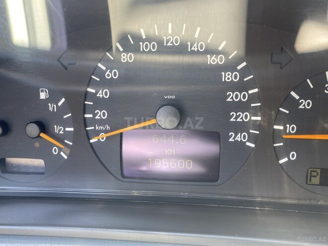 Mercedes CLK 200 1999, 195,600 km - 2.0 l - Bakı