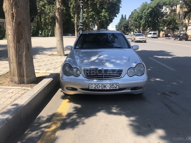 Mercedes C 200 2000, 185,229 km - 2.0 л - Gəncə