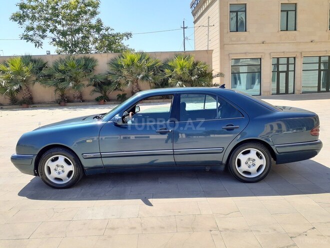 Mercedes E 220 1999, 375,000 km - 2.2 l - Bakı
