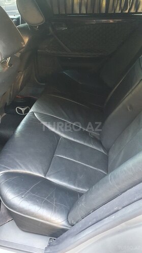 Mercedes E 200 1997, 360,000 km - 2.0 l - Bakı