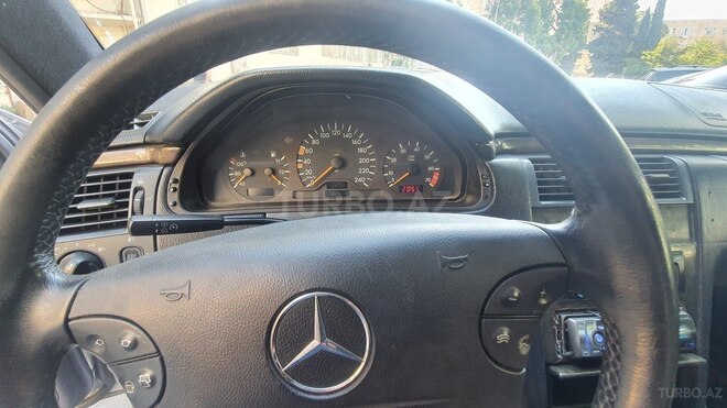 Mercedes E 200 1997, 360,000 km - 2.0 l - Bakı