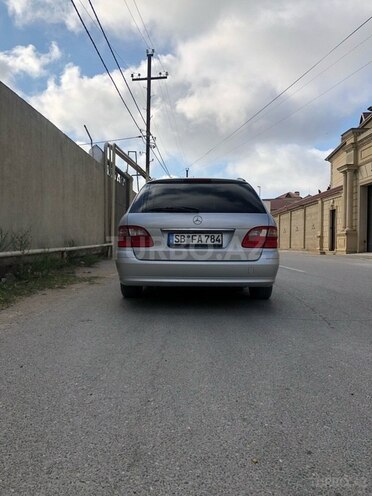 Mercedes E 220 2005, 397,000 km - 2.2 l - Bakı